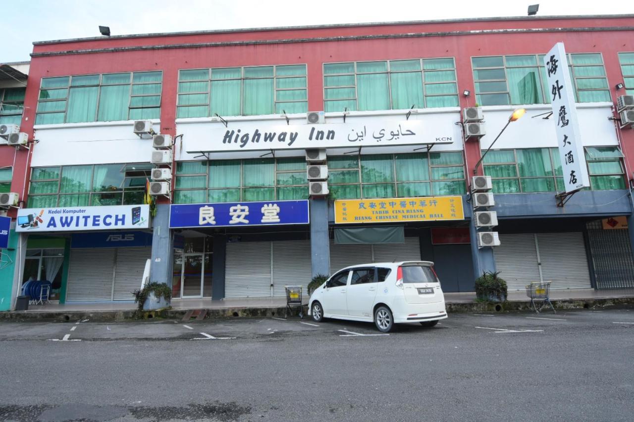 Oyo 89642 Highway Inn Mukah Esterno foto